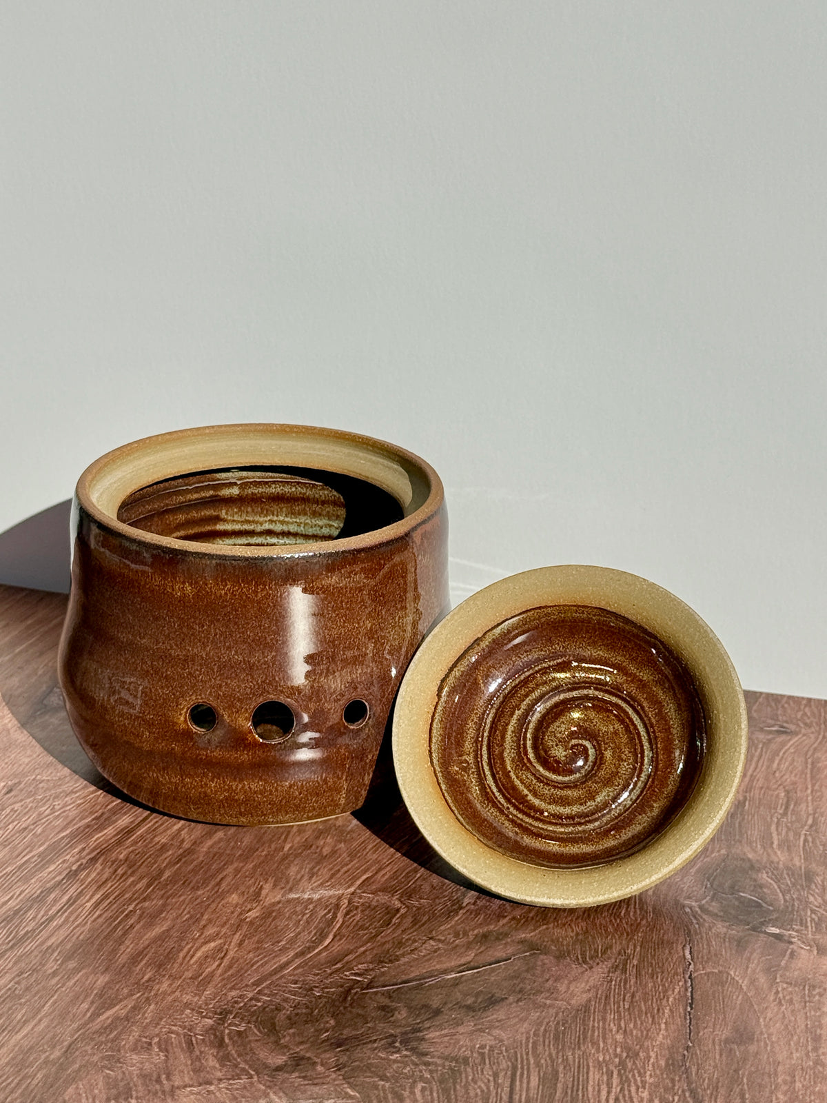 Small Garlic Keeper