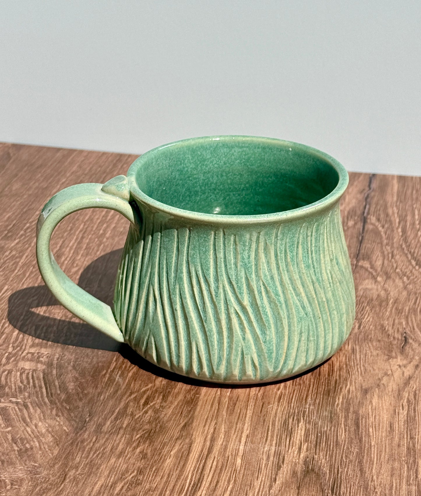 16 oz Green Carved Mug