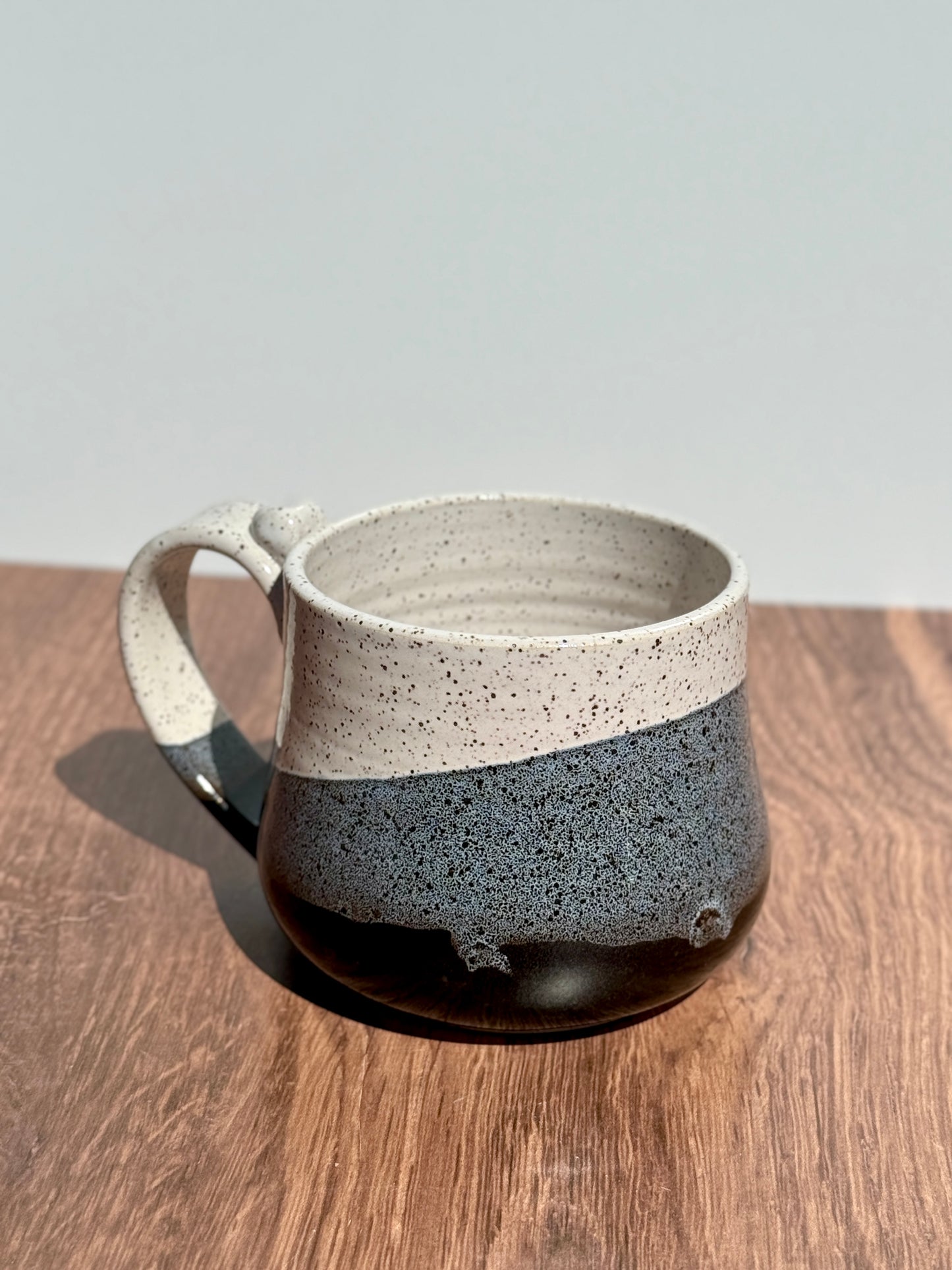 14 oz Black & White Mug