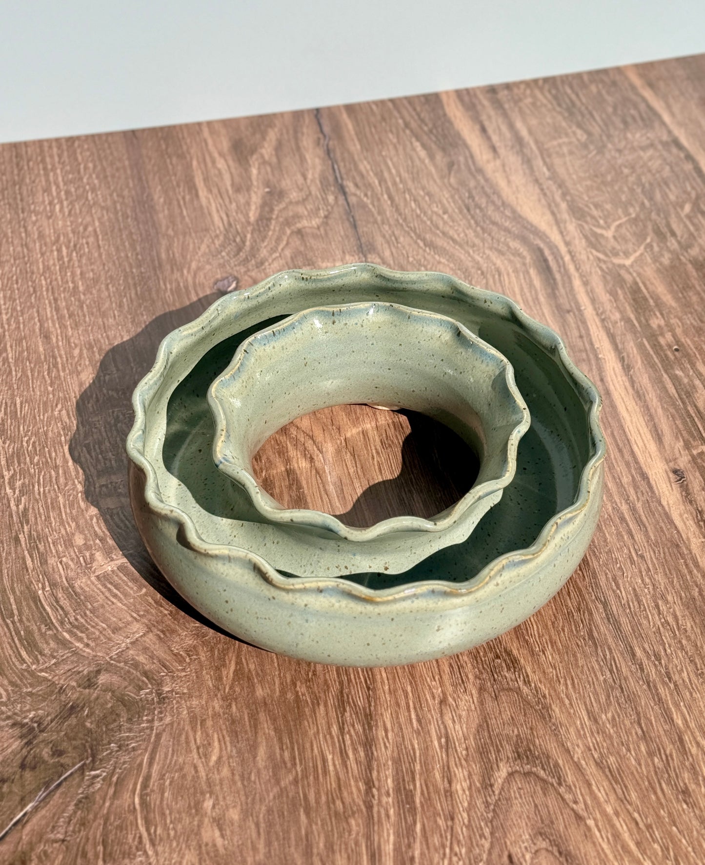 Pansy Ring (low-profile floral vase)