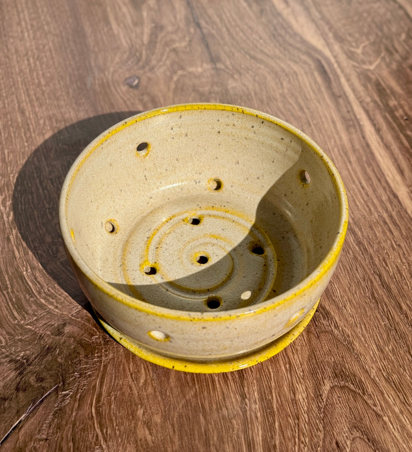 Yellow Speckled Berry Bowl Set