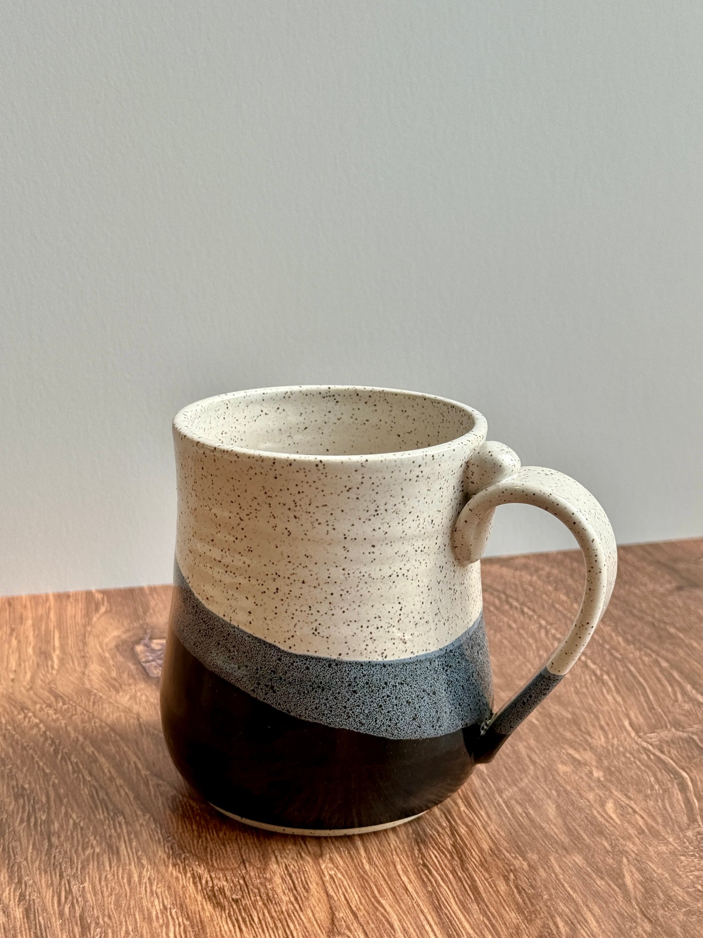 16 oz Black & White Mug