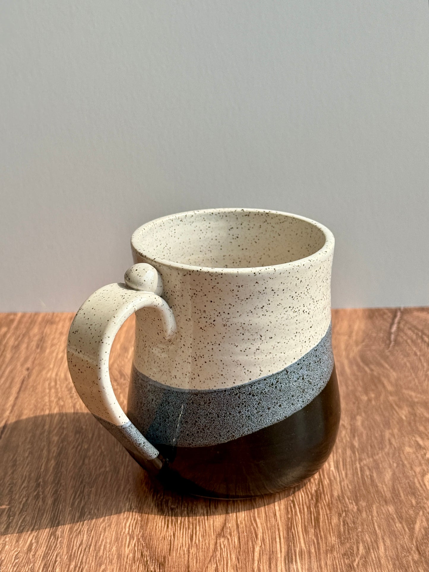 16 oz Black & White Mug