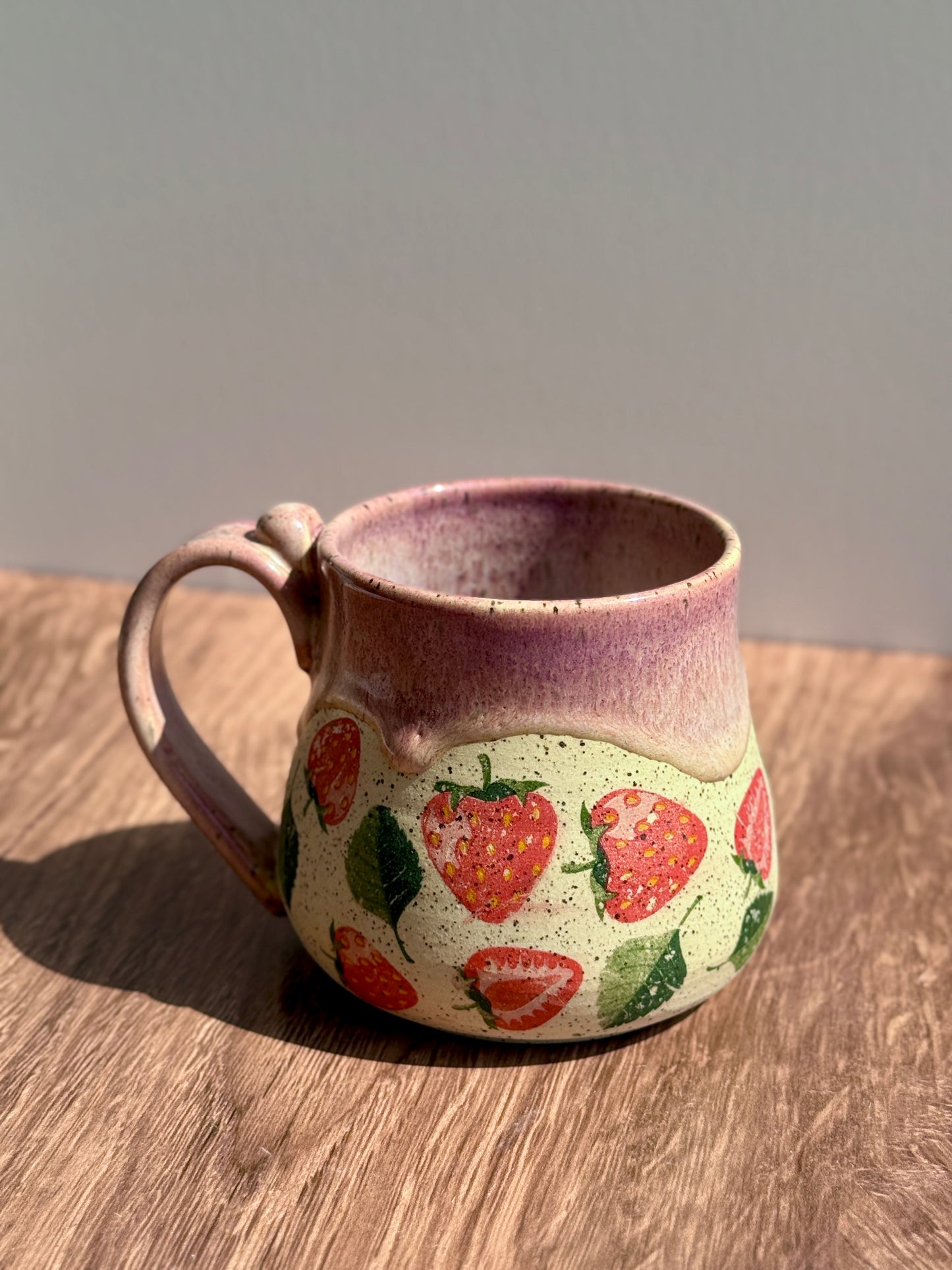 13 oz Strawberry Mug