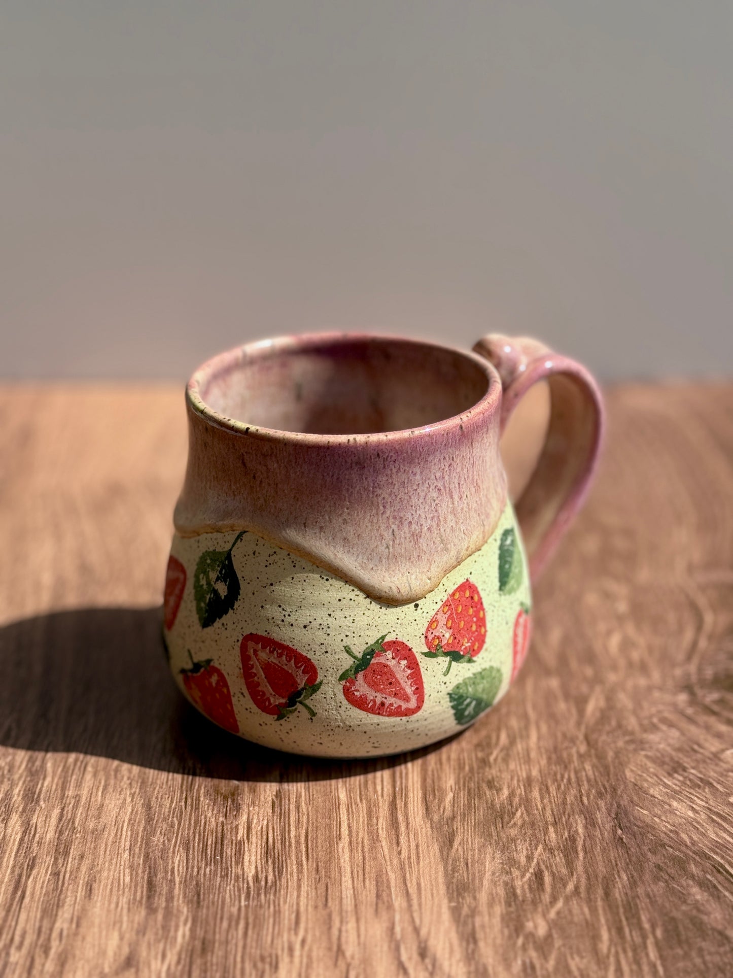 13 oz Strawberry Mug